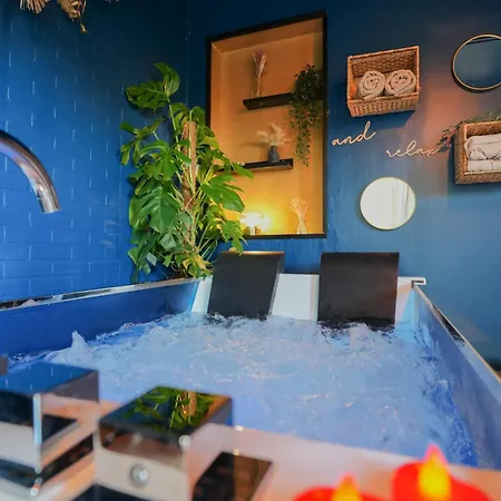 L'instant Suspendu-studio Jacuzzi Terrasse Plages *