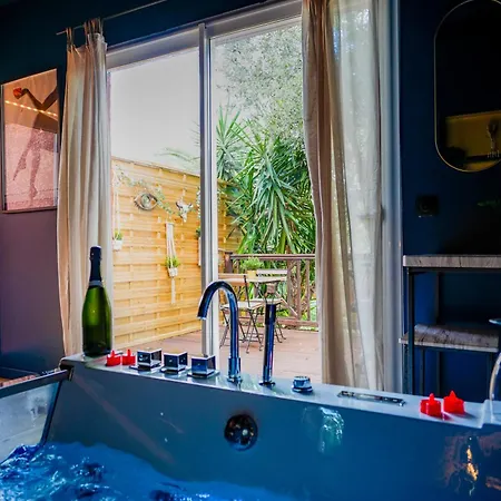 L'instant Suspendu-studio Jacuzzi Terrasse Plages Saint-Aunes