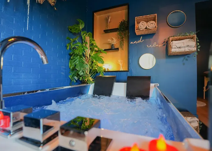 L'instant Suspendu-studio Jacuzzi Terrasse Plages *
